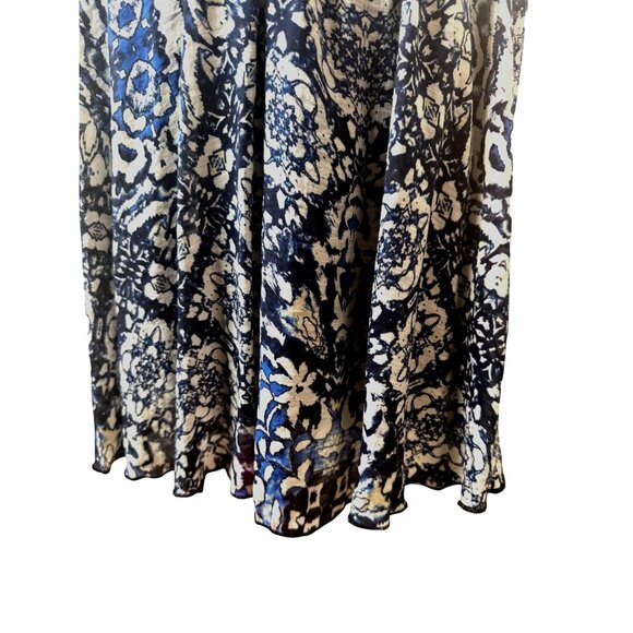 Zara Blue & White Floral Print Small Dress V-Neck - Picture 8 of 12